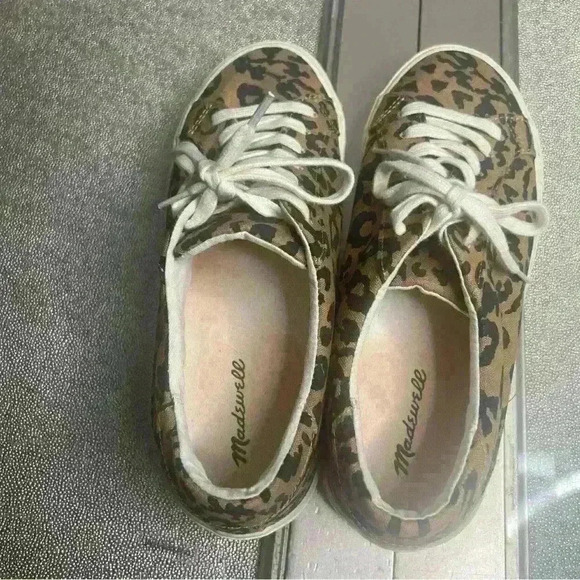 Madewell Sidewalk Low Top Leopard Cheetah Print 
 Sneaker Shoes - Picture 3 of 9
